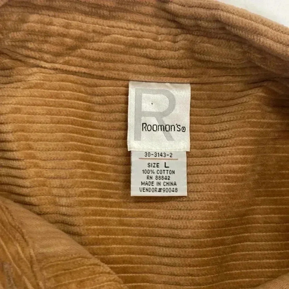 Roaman’s button down - Picture 3 of 8